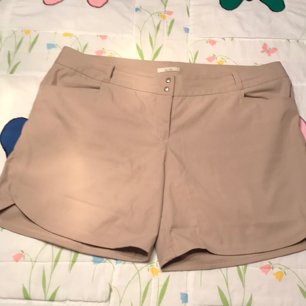 Adidas Golf Shorts, size 16. Excellent Condition